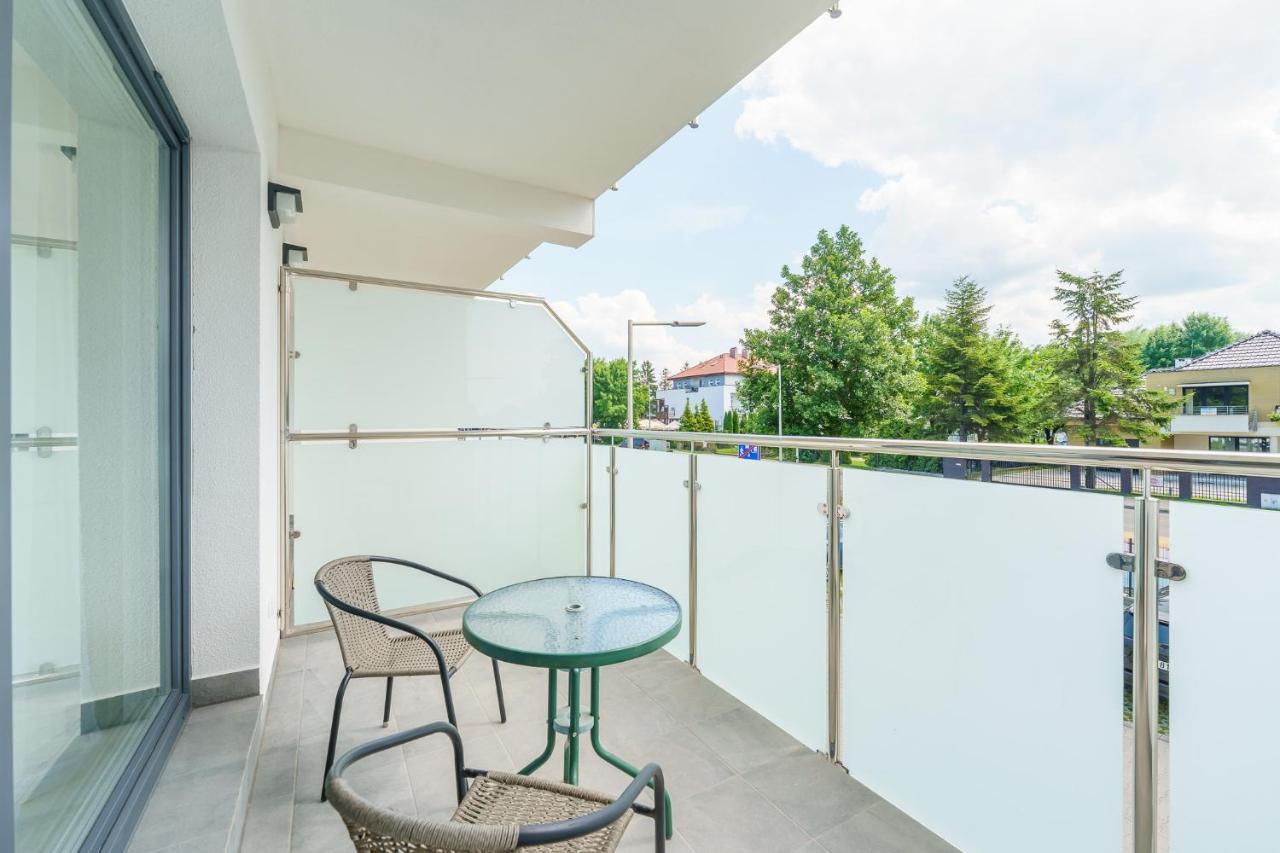 Apartamenty Nadmorska 104 Sunset Resort Гжибово Екстериор снимка